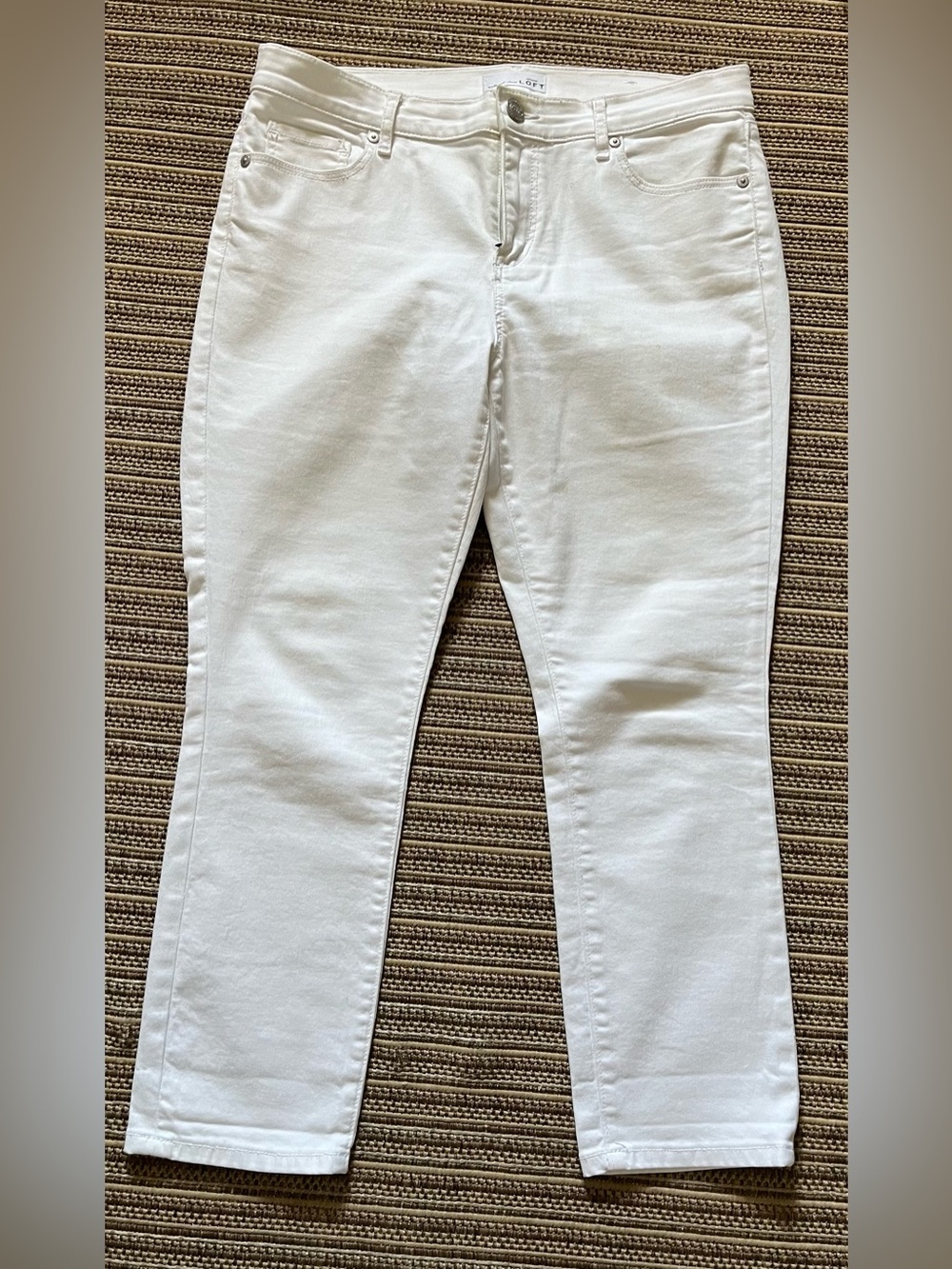Loft Women’s White Stretch Jeans - Classic Slim Fit